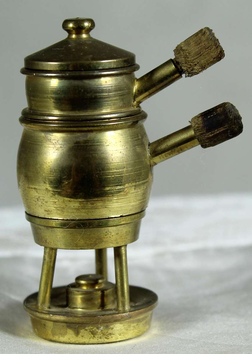 Miniature brass two pots & gas burner