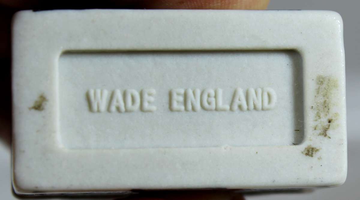 Wade Whimsey's House - Tabacconist J Papier