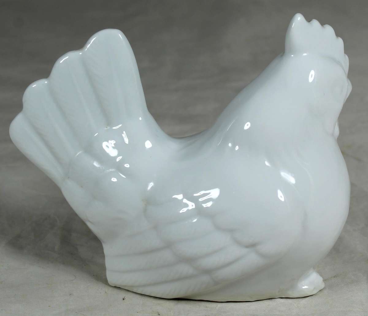Small white porcelain chicken