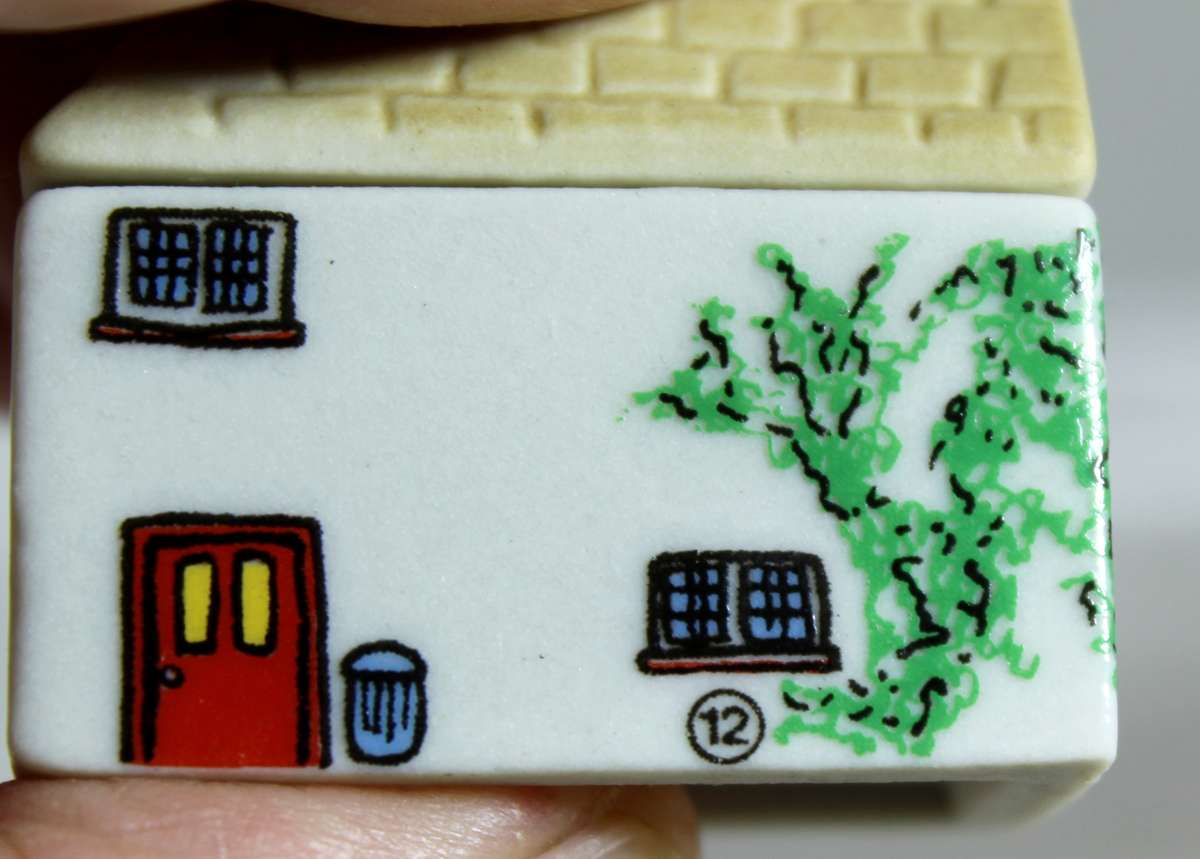 Wade Whimsey's House - Why Post Office