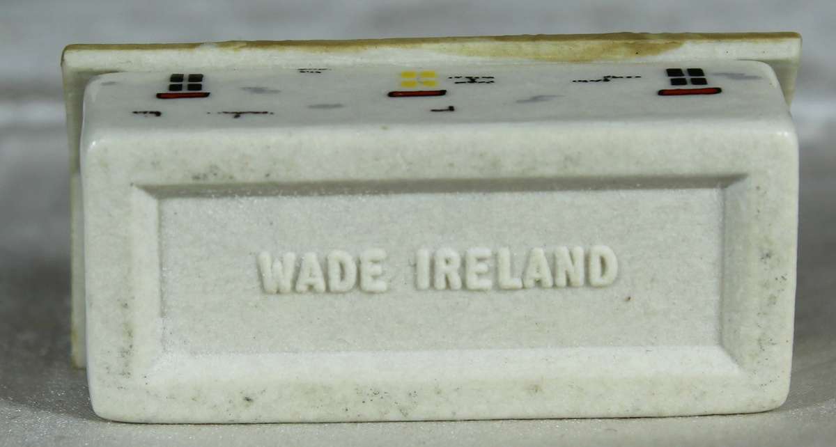 Wade Whimsey's House - Bally Whim Thatch Cottage