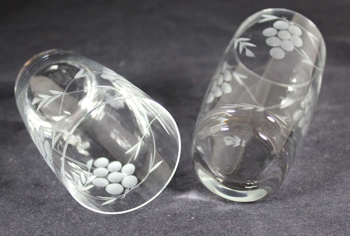 Set of six drinking glasses with etched grapes motif