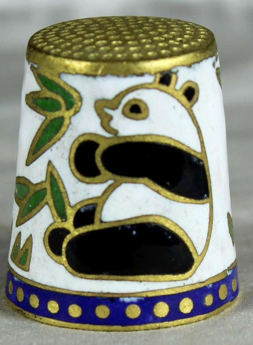 Cloissone thimble - panda's on a white base