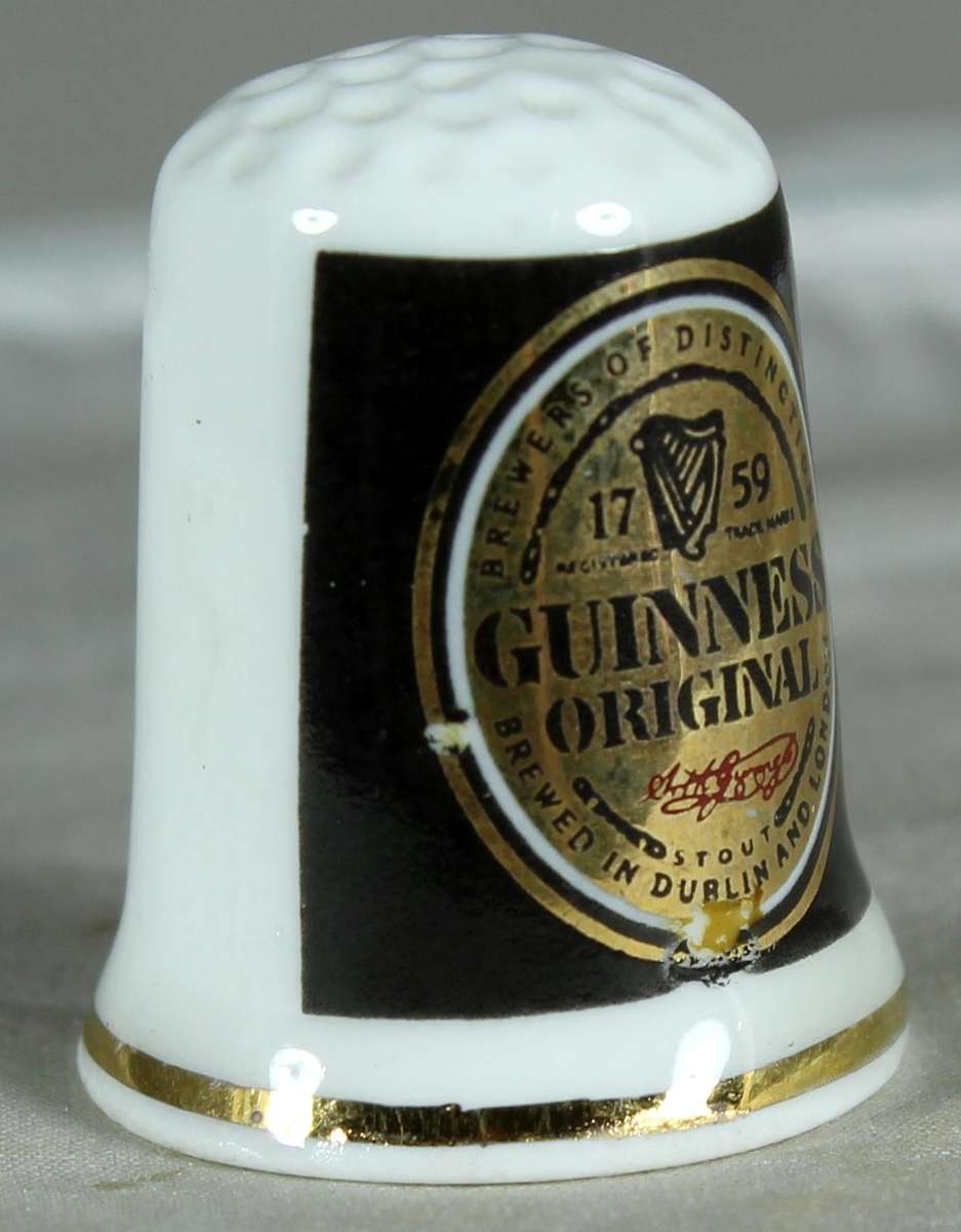Bone China - Advertising thimble - Guiness