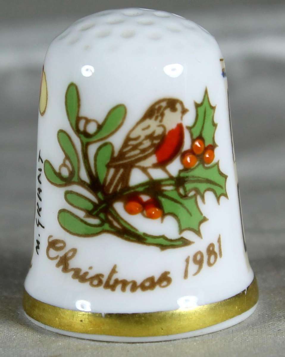 Bone China thimble - Christmas 1981 - Caverswall