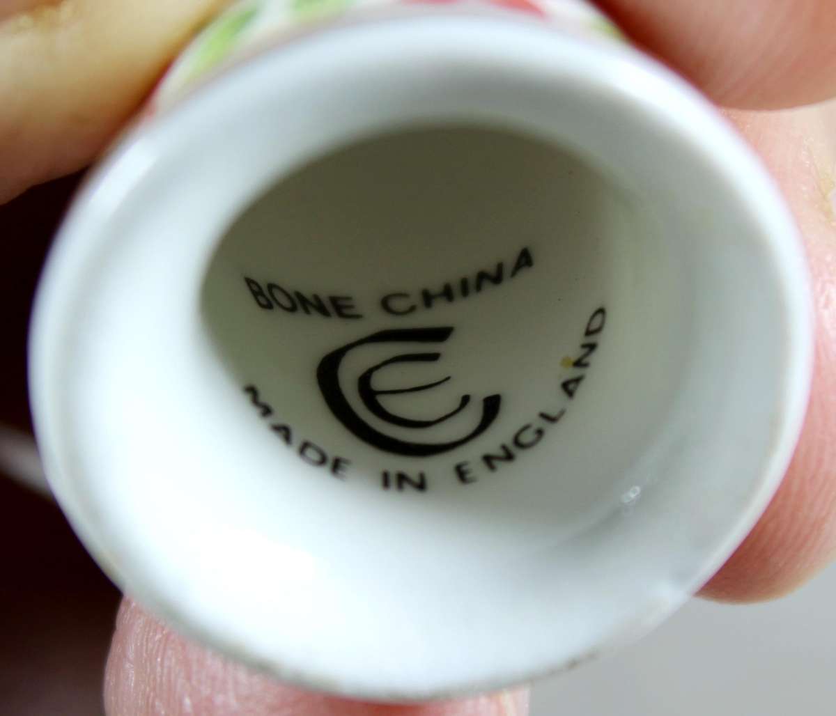 Bone China thimble - June - CE Ceramics