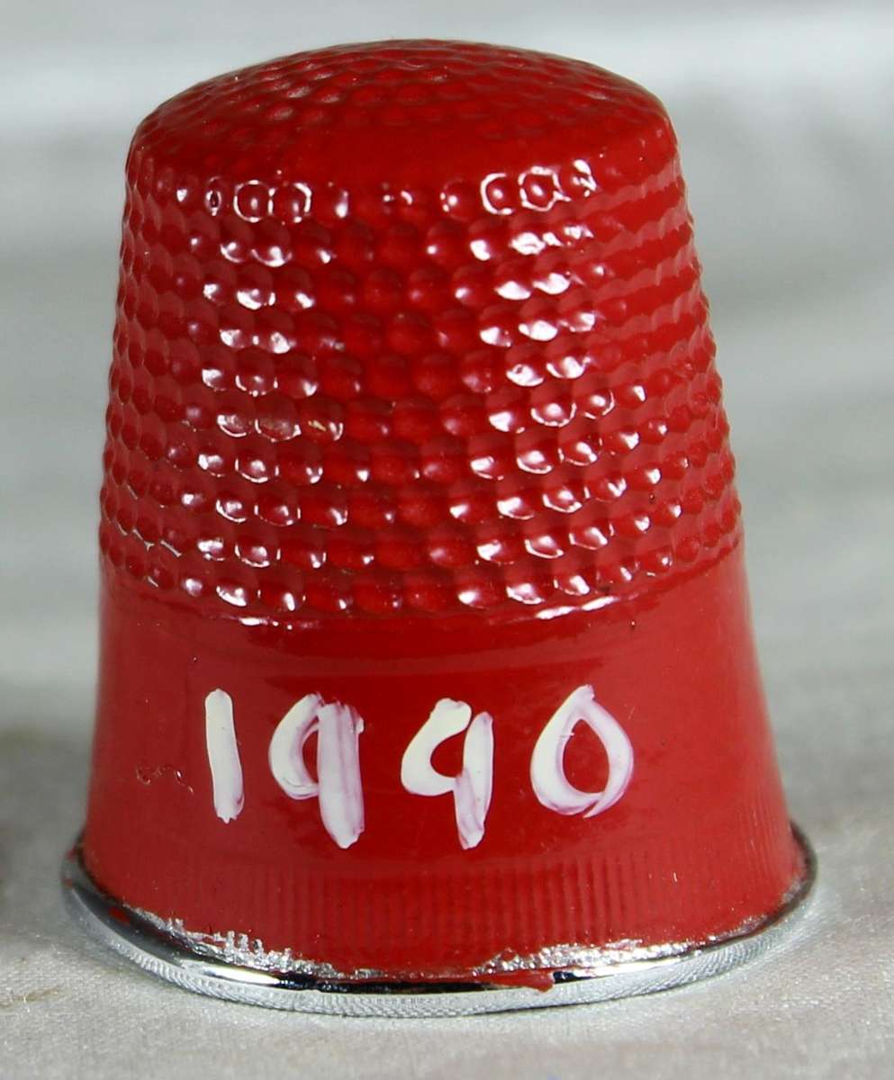 Bone China thimble - Post box