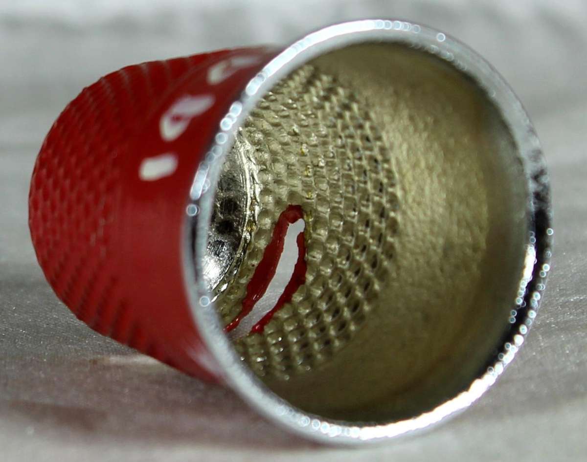 Bone China thimble - Post box