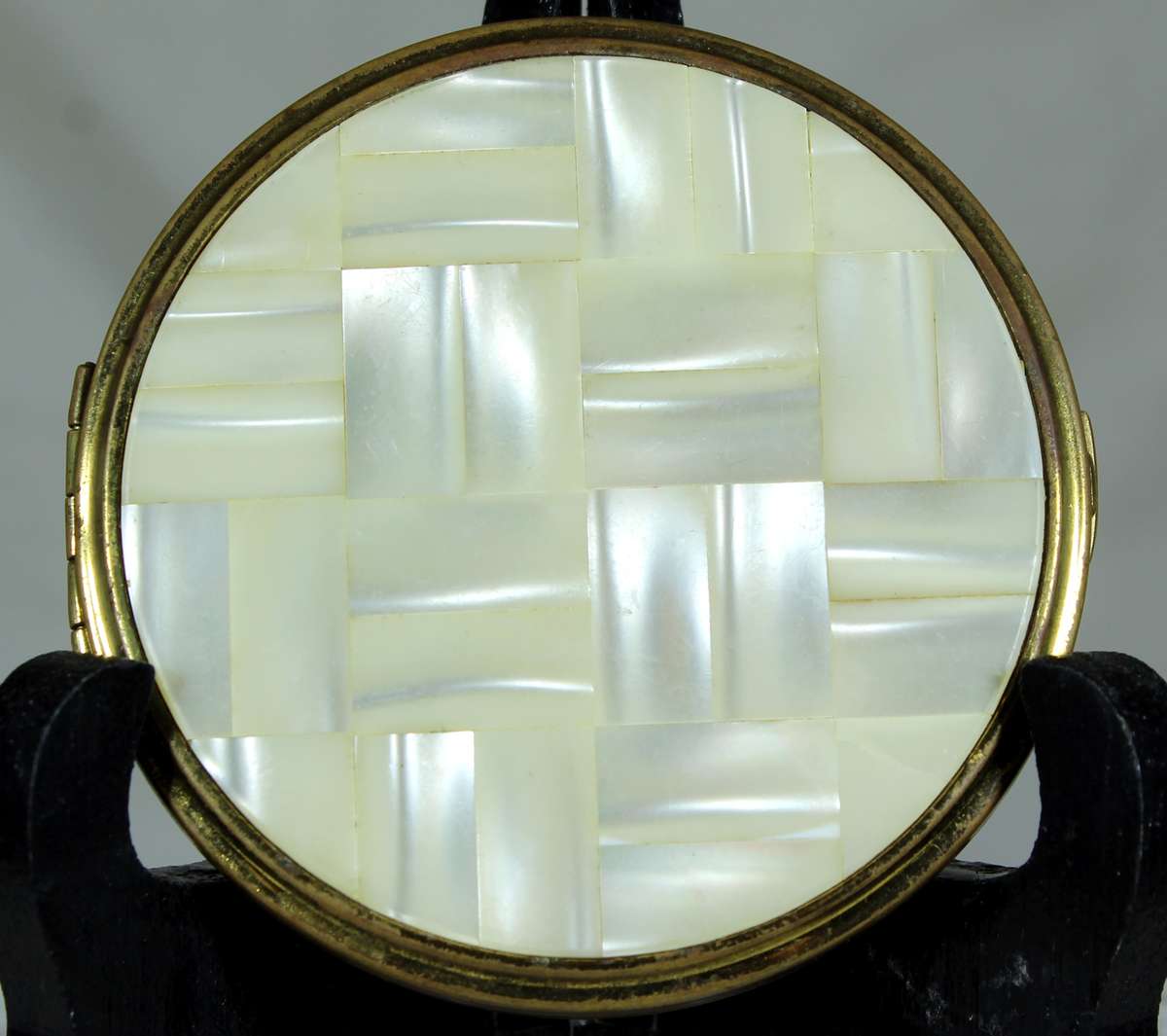 Mother of pearl compact