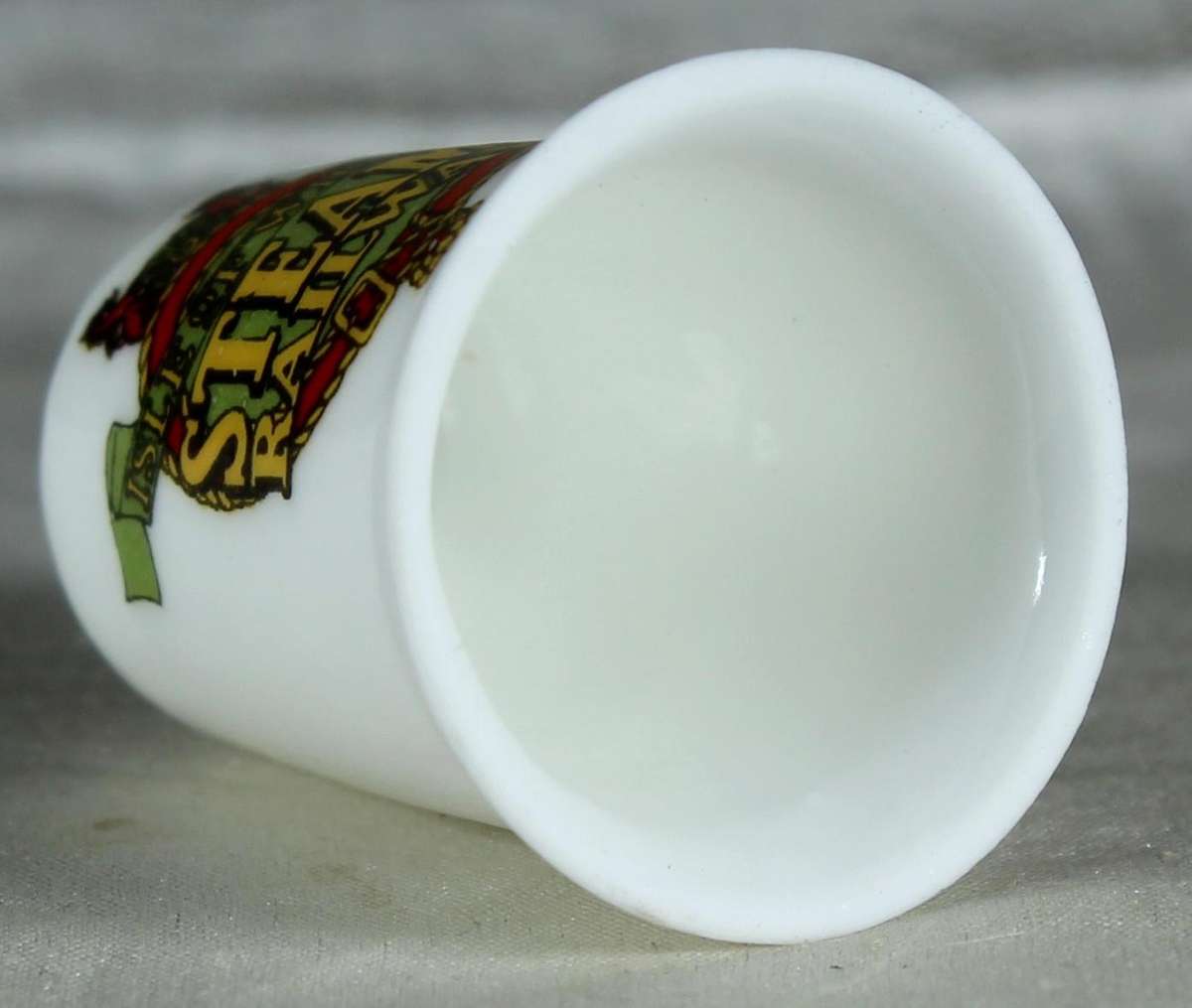 Bone China thimble - Isle of Wight - Steam railway