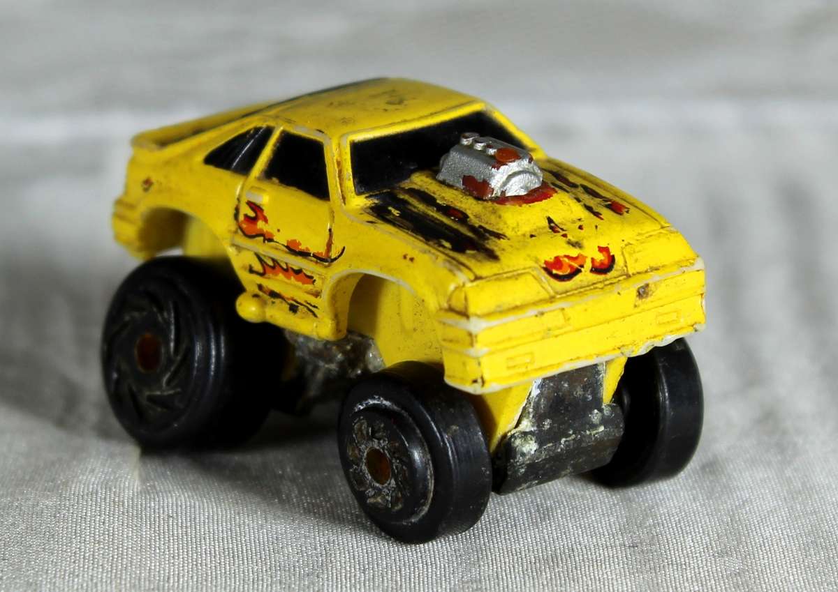 Roadchamps - Eighties Ford