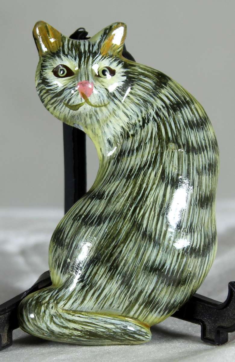 Grey cat fridge magnet