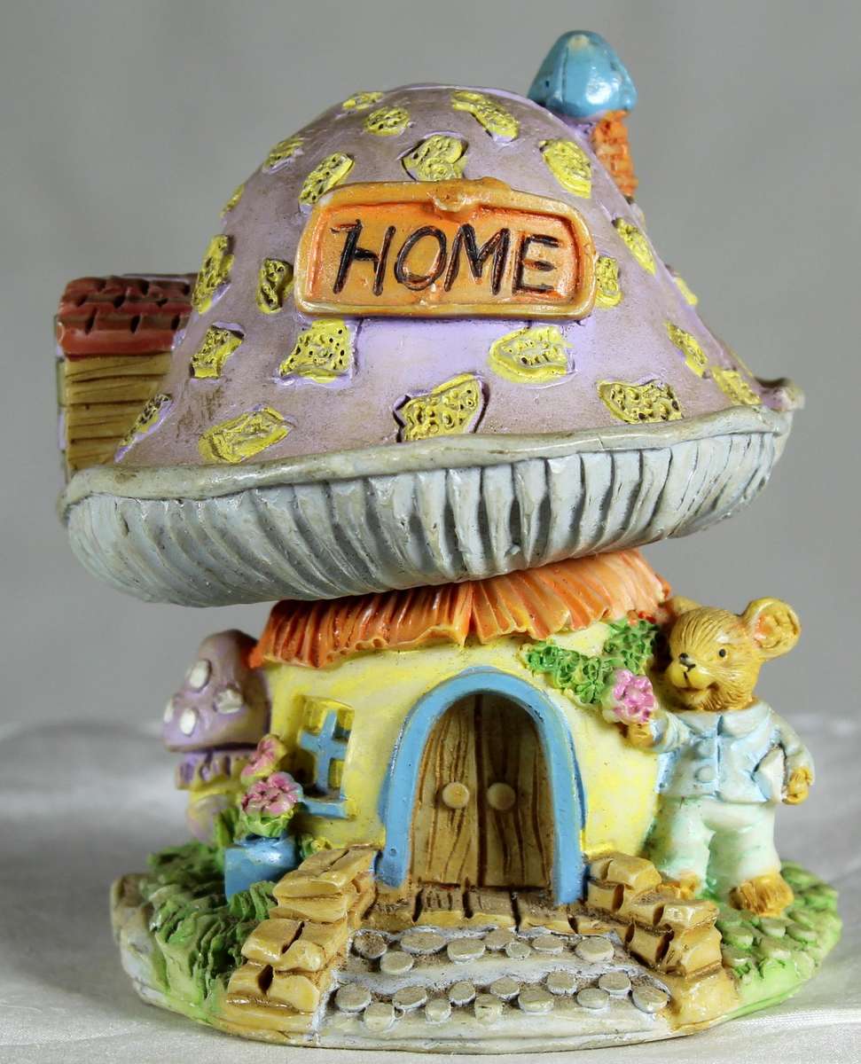 Bear home with opening roof