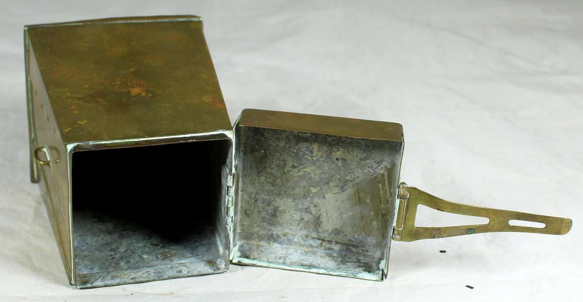 Brass tea leaf container