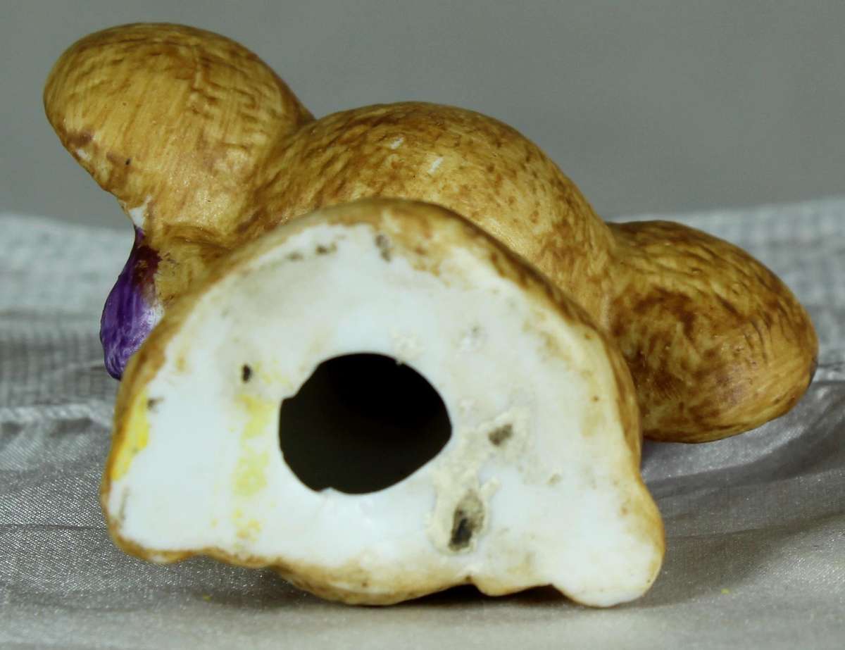 Small ceramic mouse