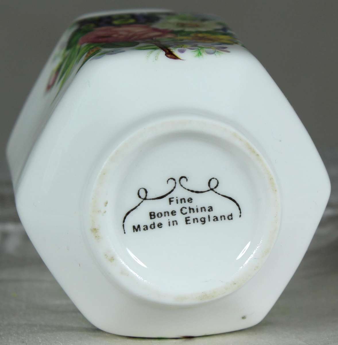 Small English posy vase with flower motif