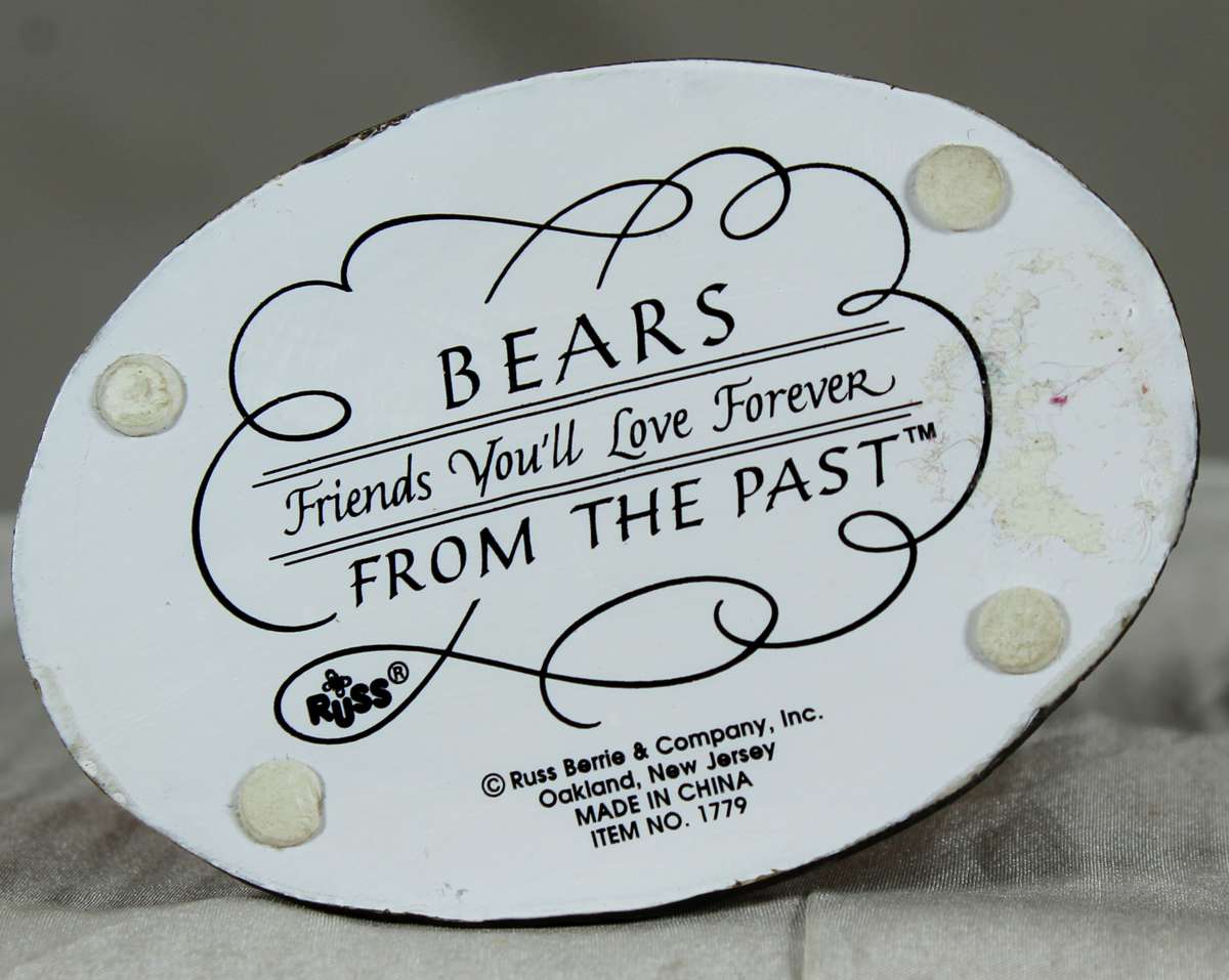 Bears from the past - Christmas morning