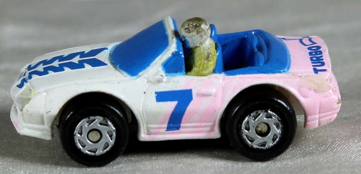 Micro Machines - Galoob - Pontiac - Turbo 7 with man
