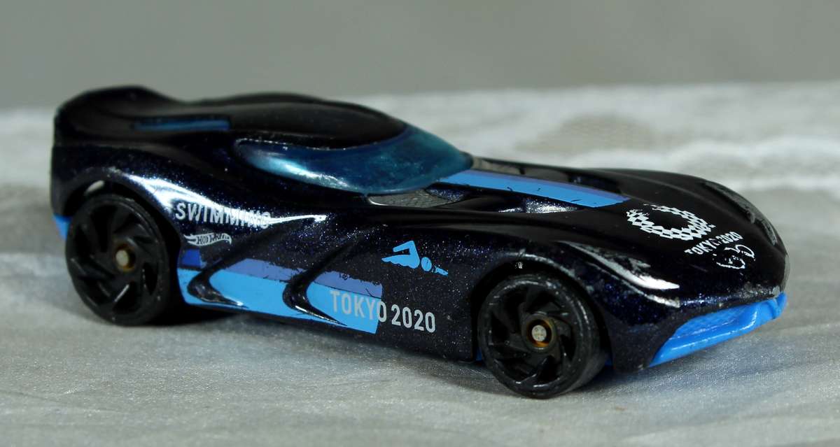 Hotwheels - BDD03 Velocita Olympic games Tokyo (1:64 Scale)