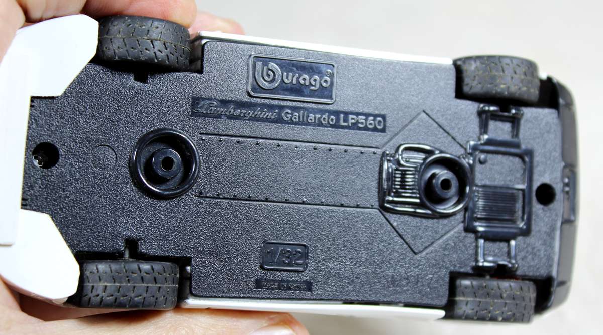 Burago - Lamborghini Gallardo LP560