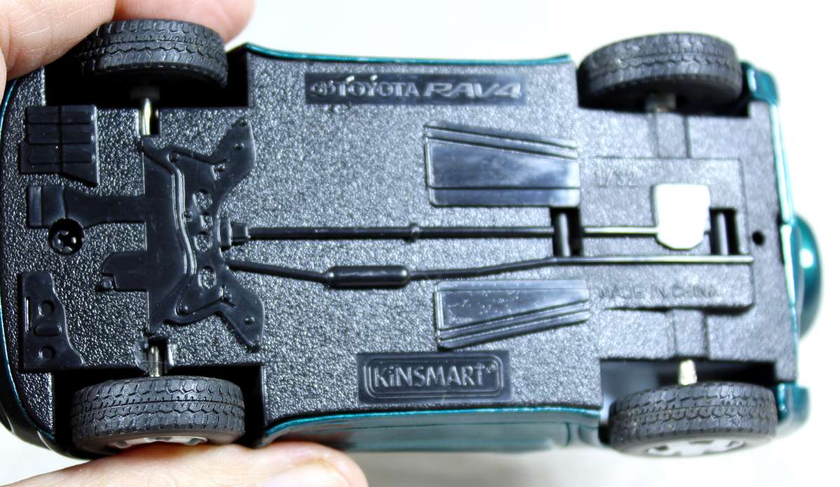 Kinsmart - Toyota RAV4