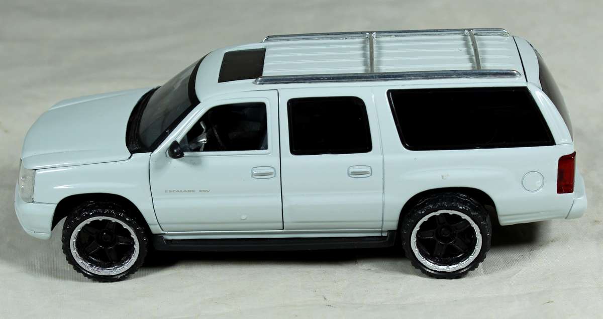 National Motor Museum Mint Cadillac Escalade ESV