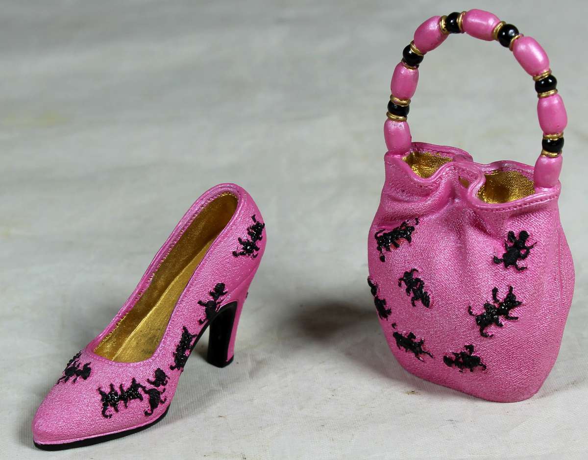 Mini molded shoe & handbag - pink