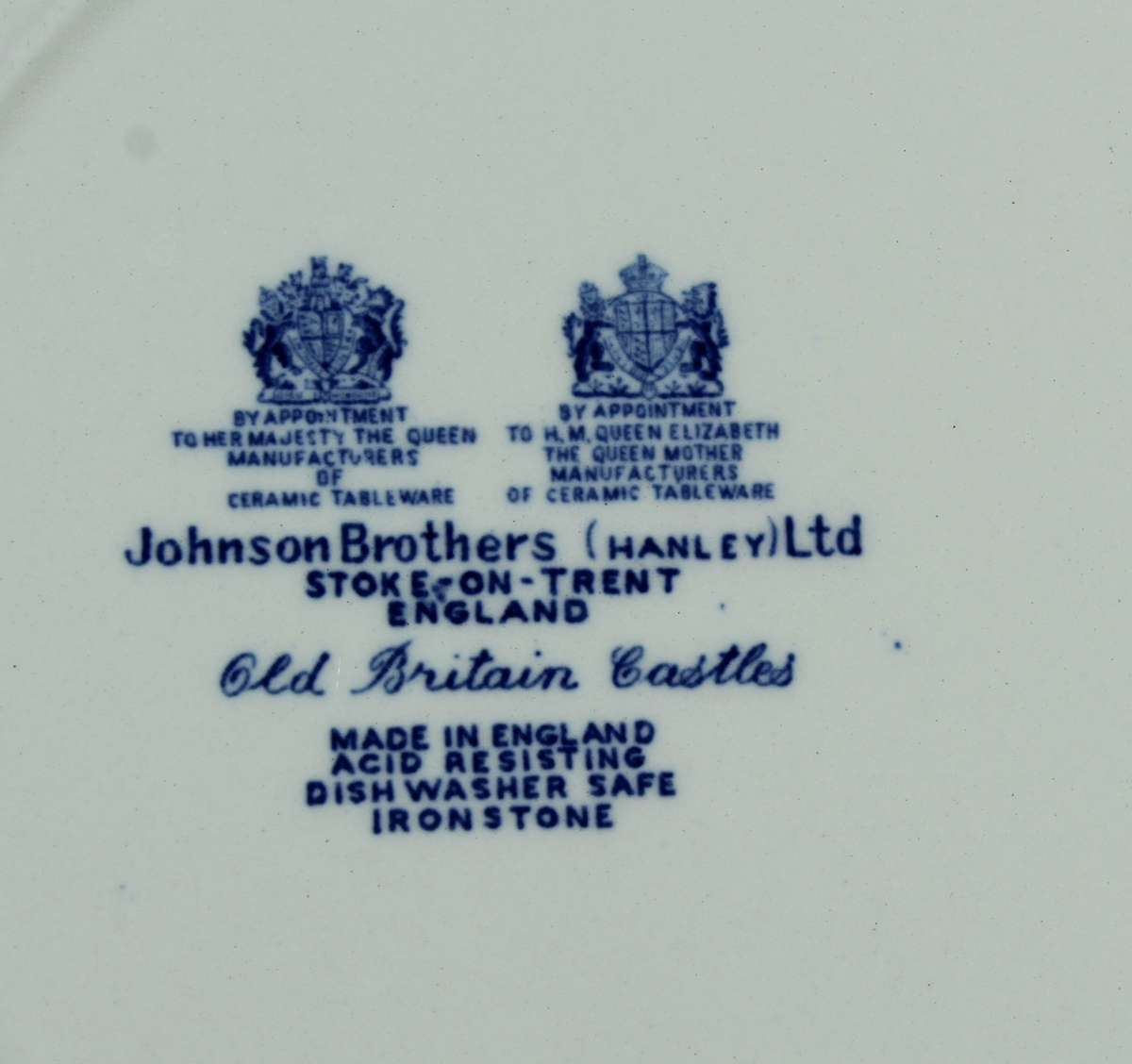 Johnson Bros - old Britain castles - dinner plate