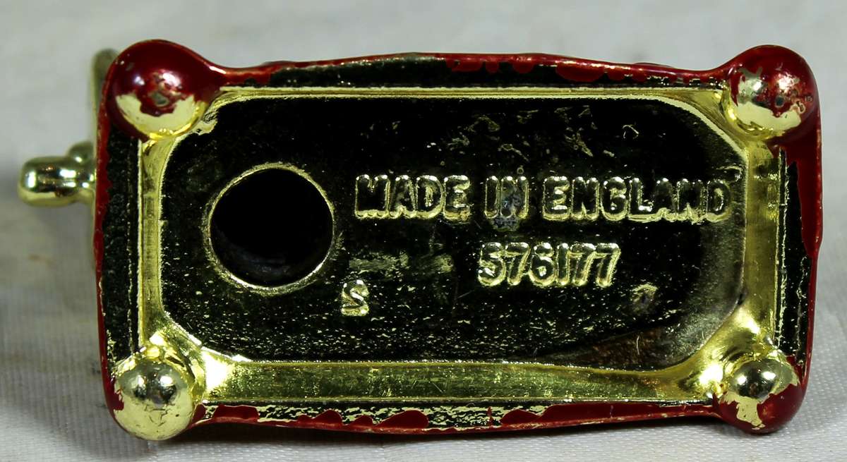 Miniature brass sewing machine with brown enamel - Made in England