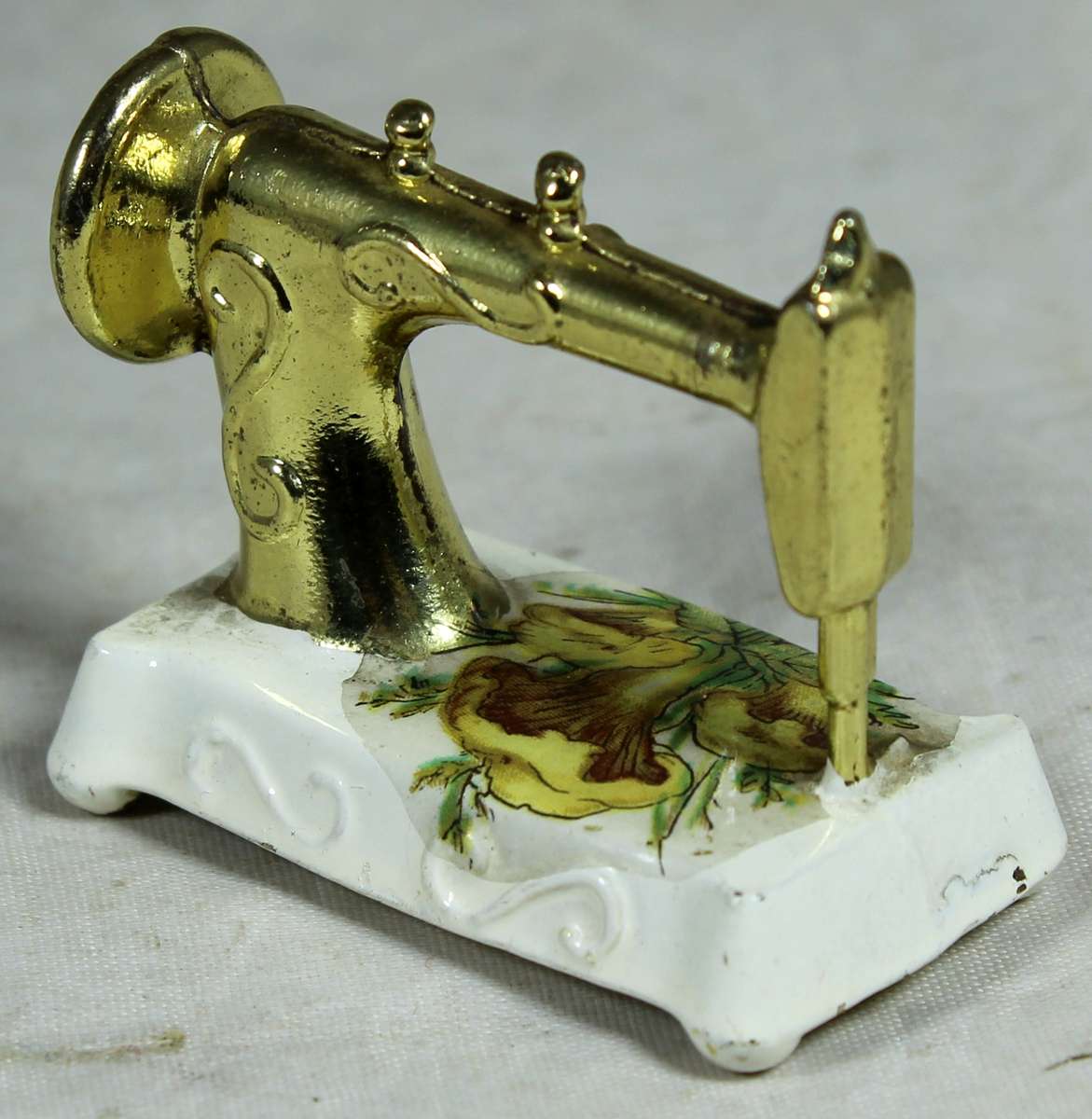 Miniature brass sewing machine with white enamel - Made in England