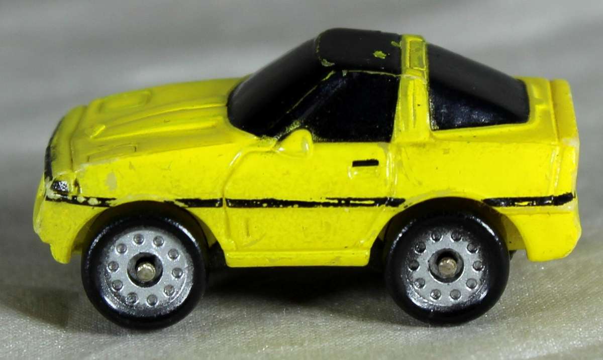 Micro Machines - Galoob - Chevy Corvette (1986)