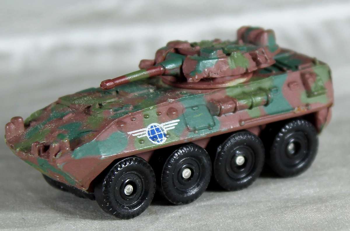 Micro Machines - LGT - LAV-25 Amphibious (1999)