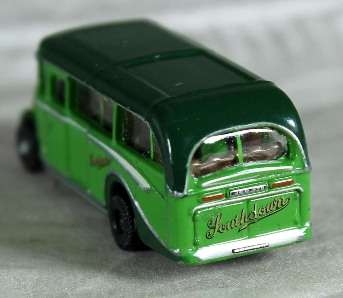 Oxford diecast micro - Bedford OB Coach Southdown TT