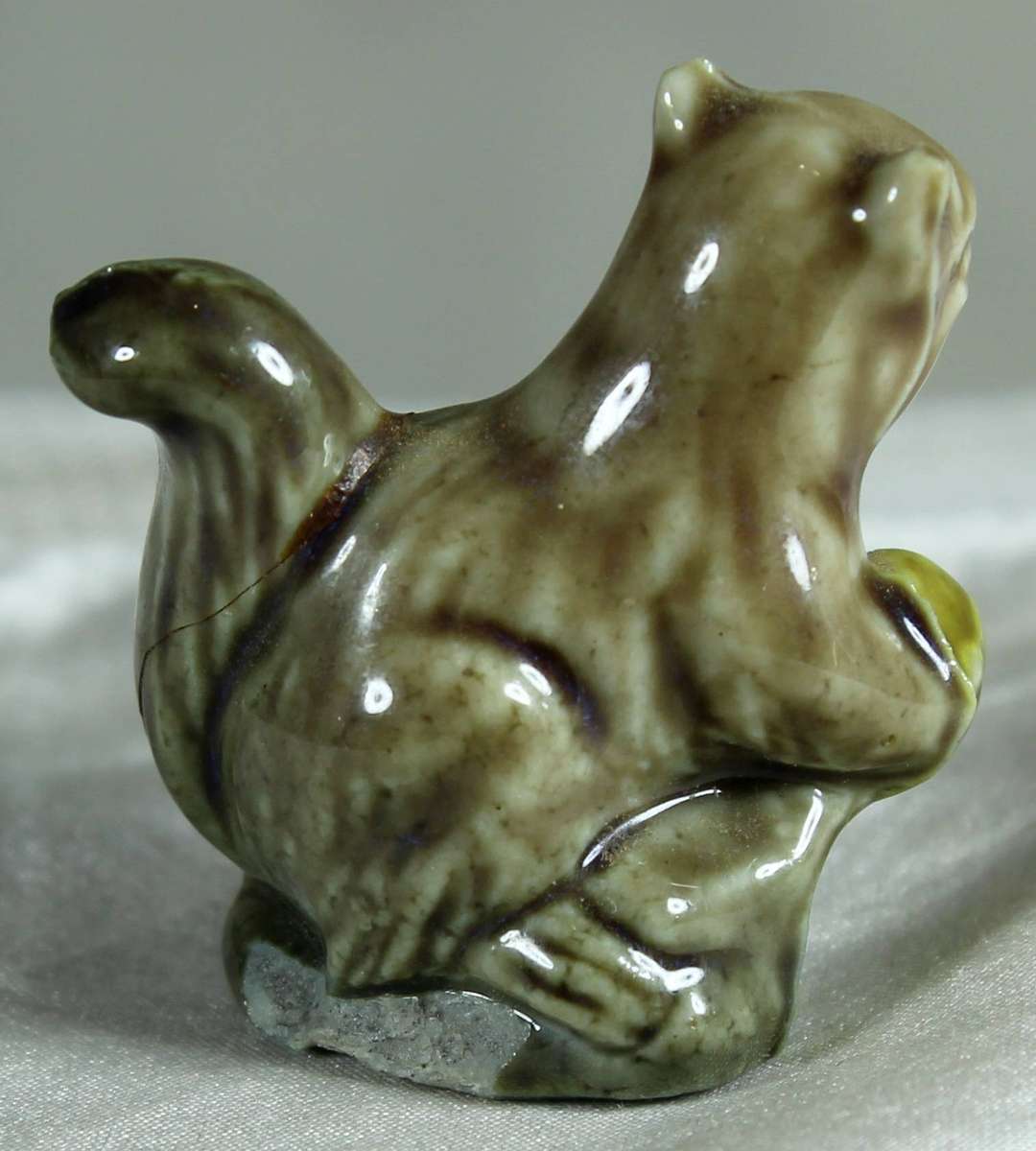 Wade Whimsie - Squirrel with nut