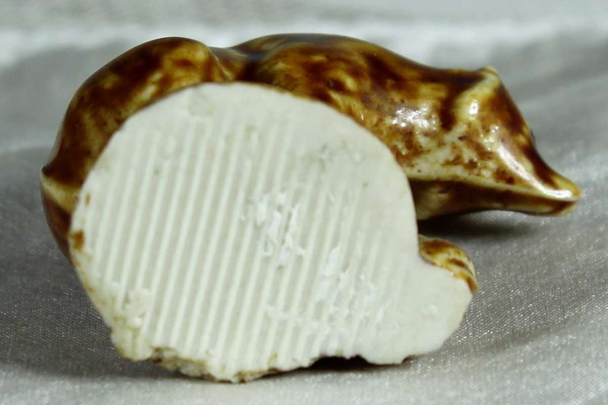 Wade Whimsie - Dancing circus bear