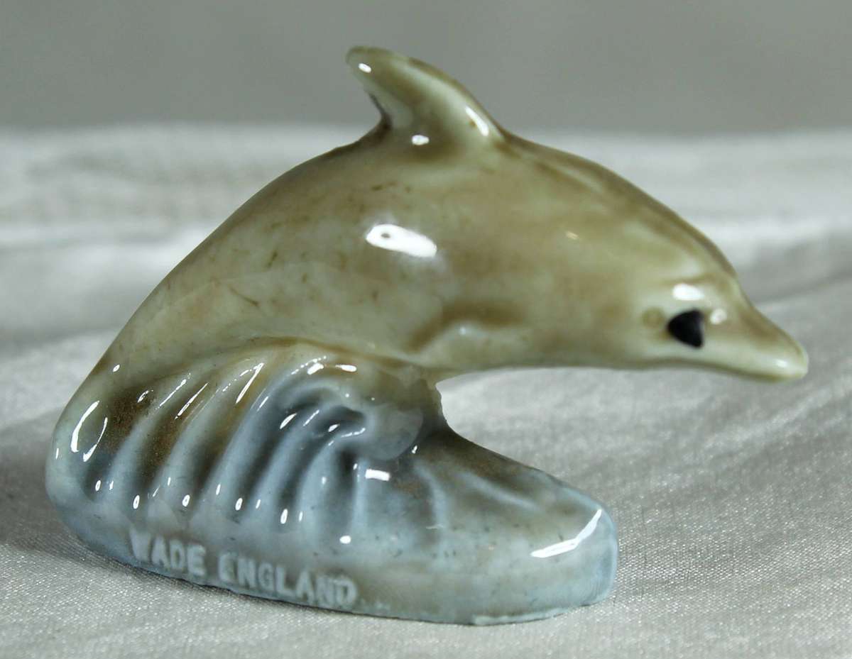 Wade Whimsie - Dolphin
