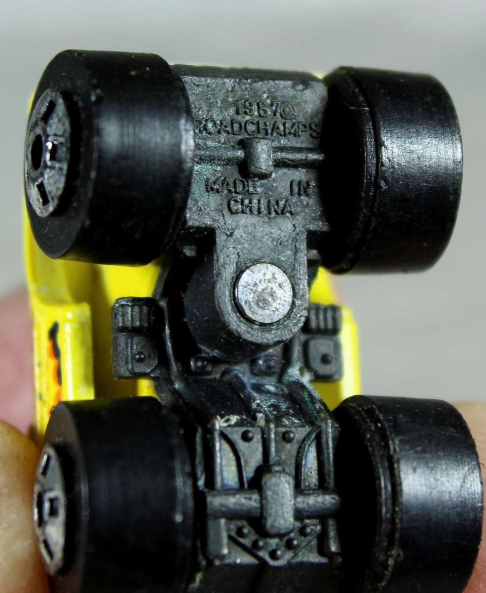 Micro Machines - RoadChamps - Ford Mustang Big Wheels