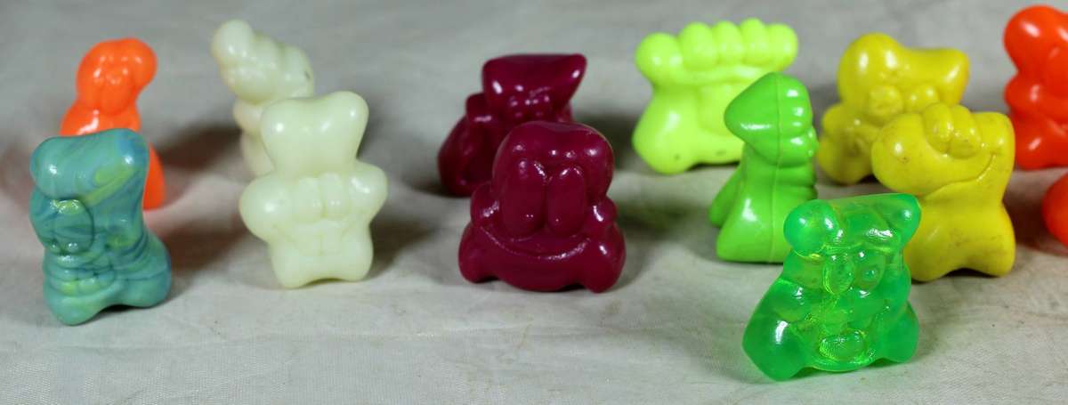 Vintage crazy bones / Jojo's figures - 24 figures