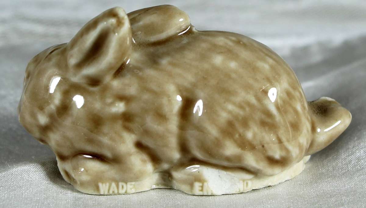 Wade Whimsie - Rabbit with closed eyes