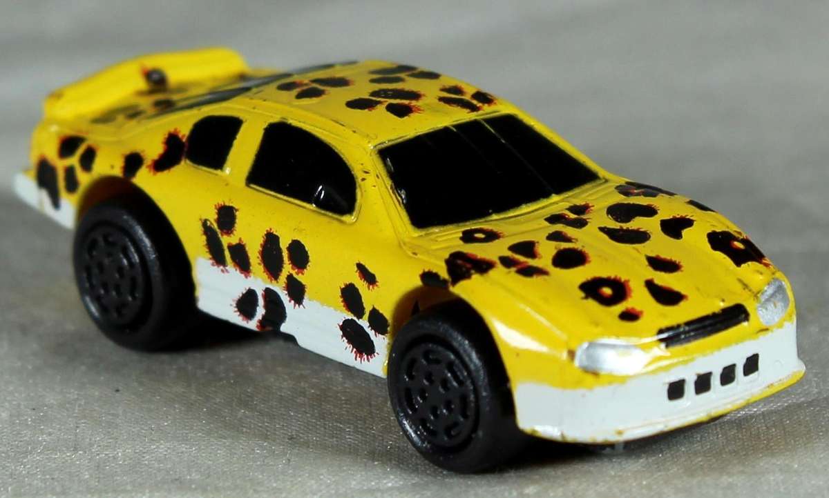 Micro machines - Hasbro - Chev Monte Carlo