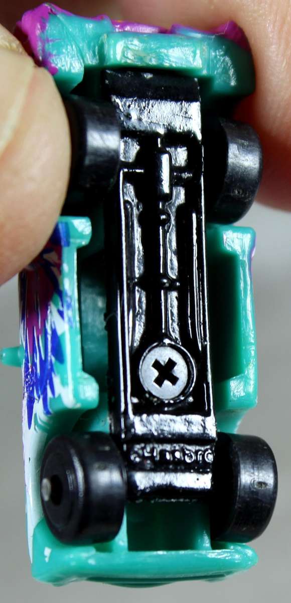 Micro machines - Hasbro - Cadillac cadzilla custom (rare)