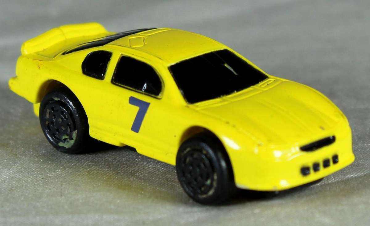 Micro machines - Hasbro - Chev Monte Carlo #7 NASCAR (1999)