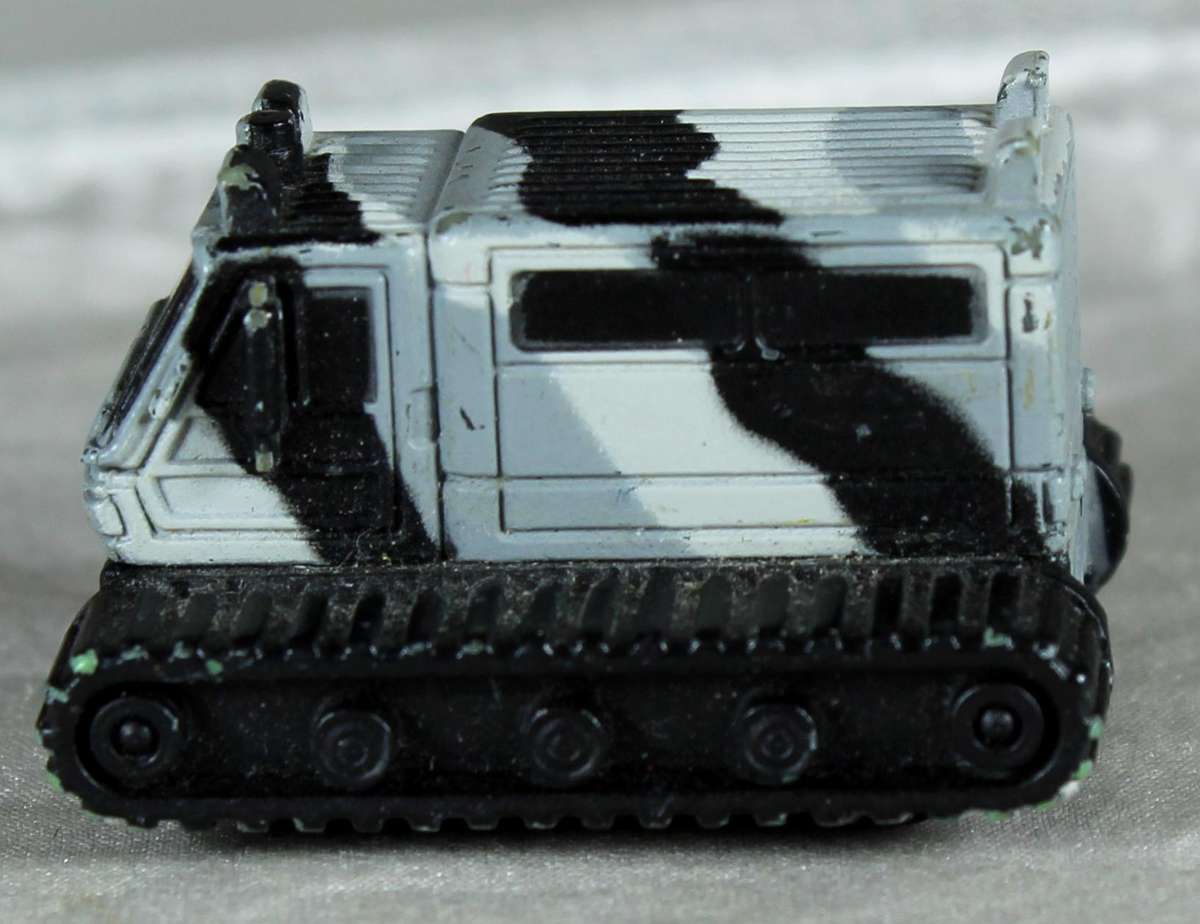 Micro machines - Hasbro - military snow trakker