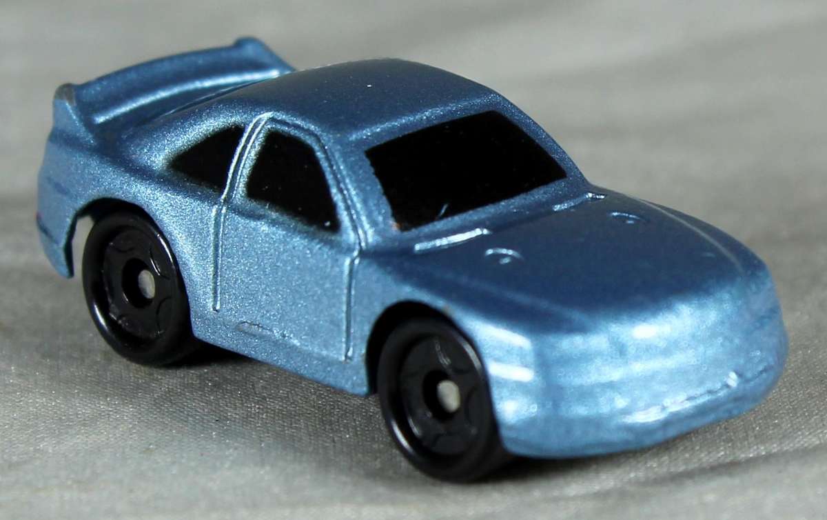 Micro metal body - blue silver coupe