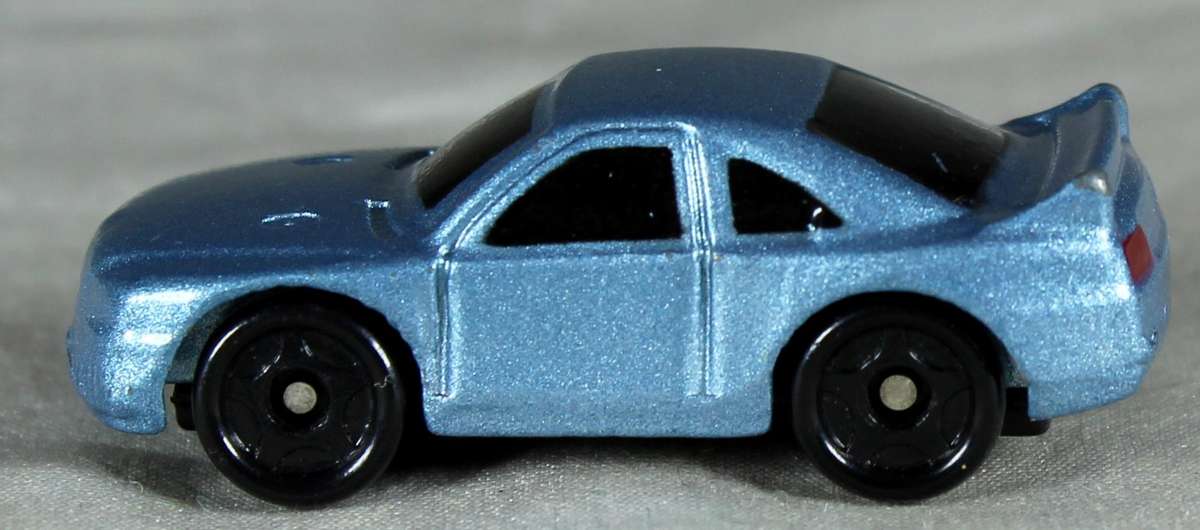 Micro metal body - blue silver coupe