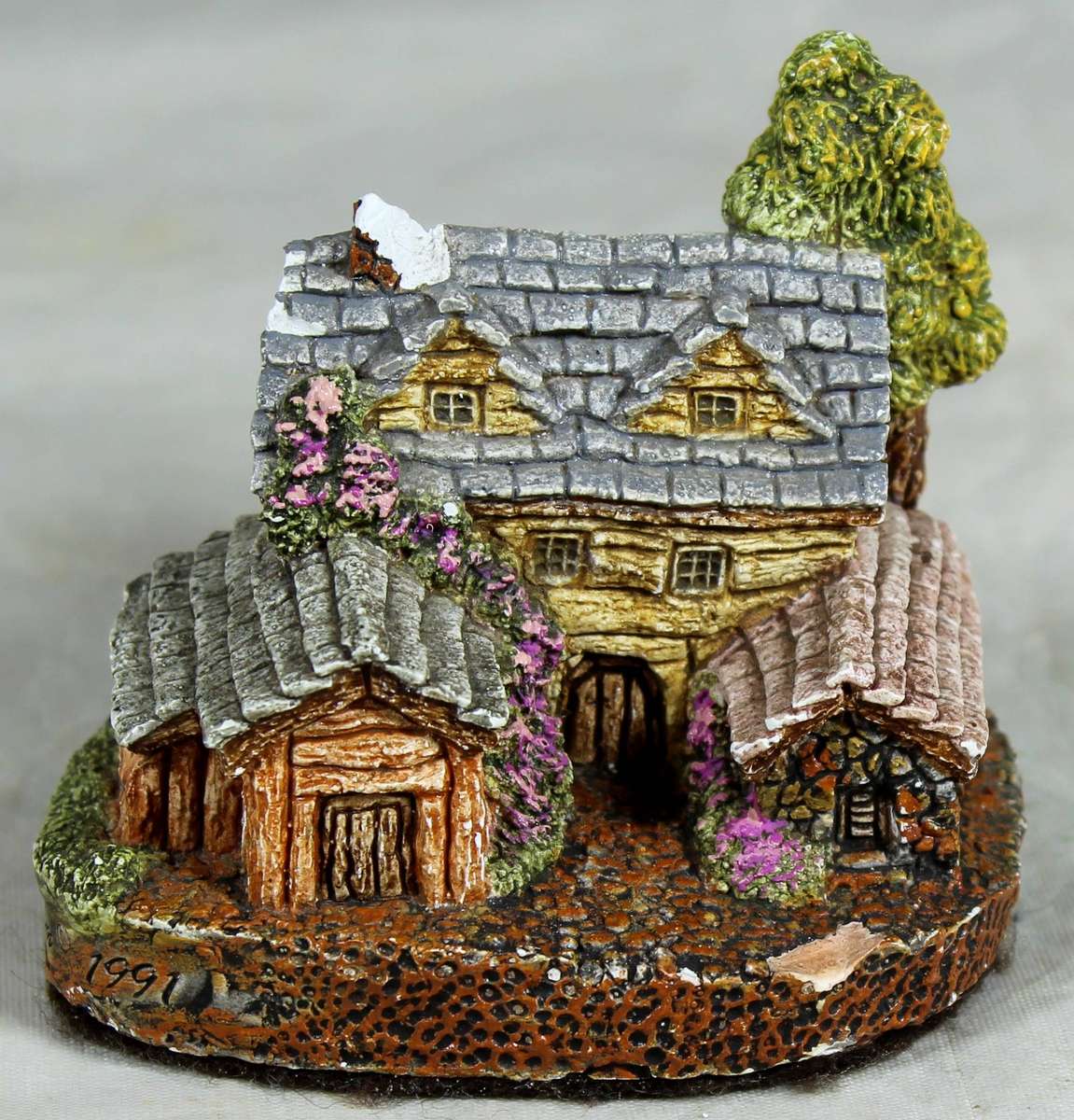 Niekie Farlam - Woodcutters Lodge