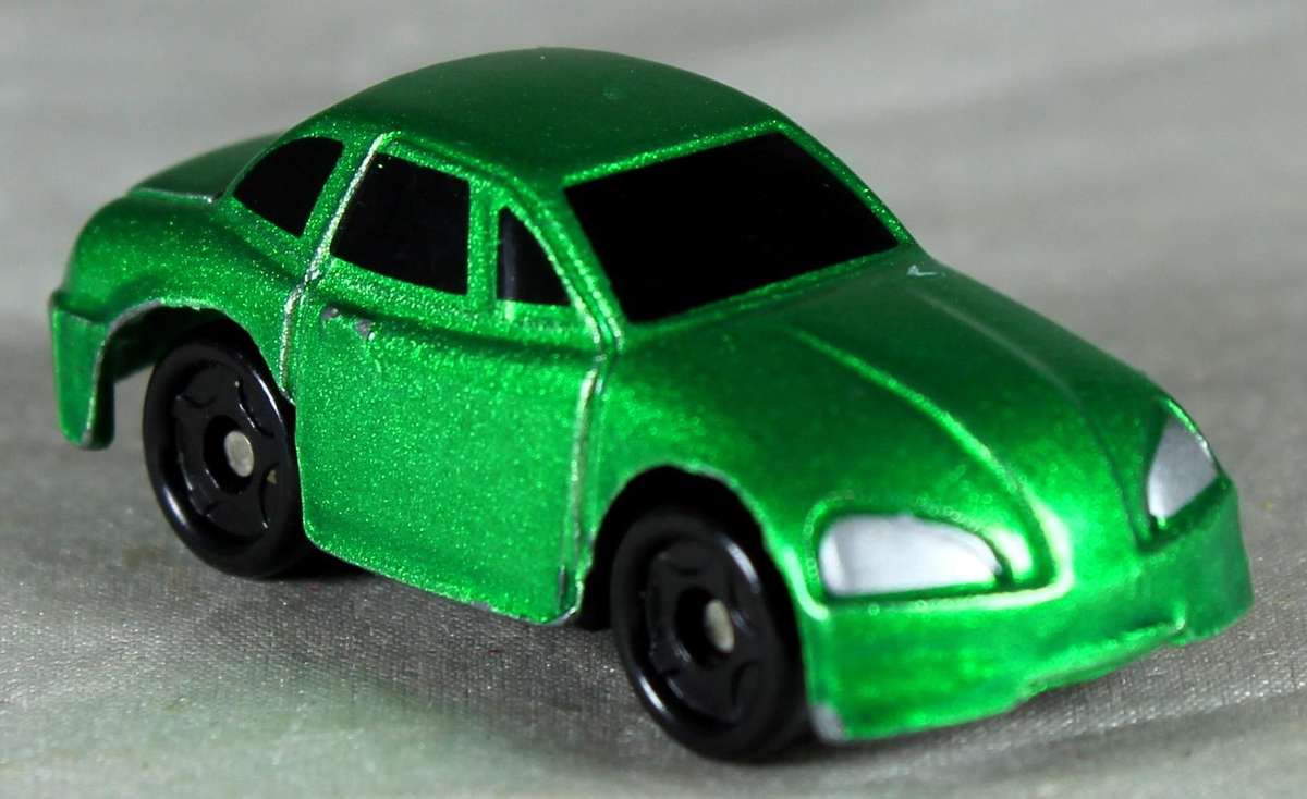 Micro metal body - green coupe