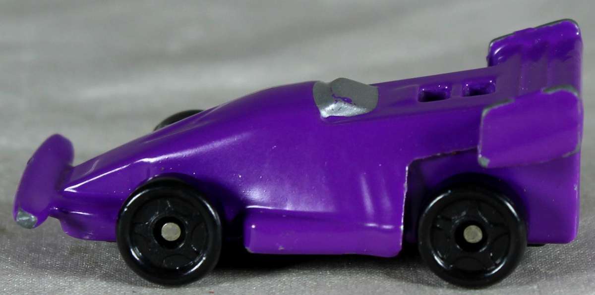 Micro metal body - purple race car
