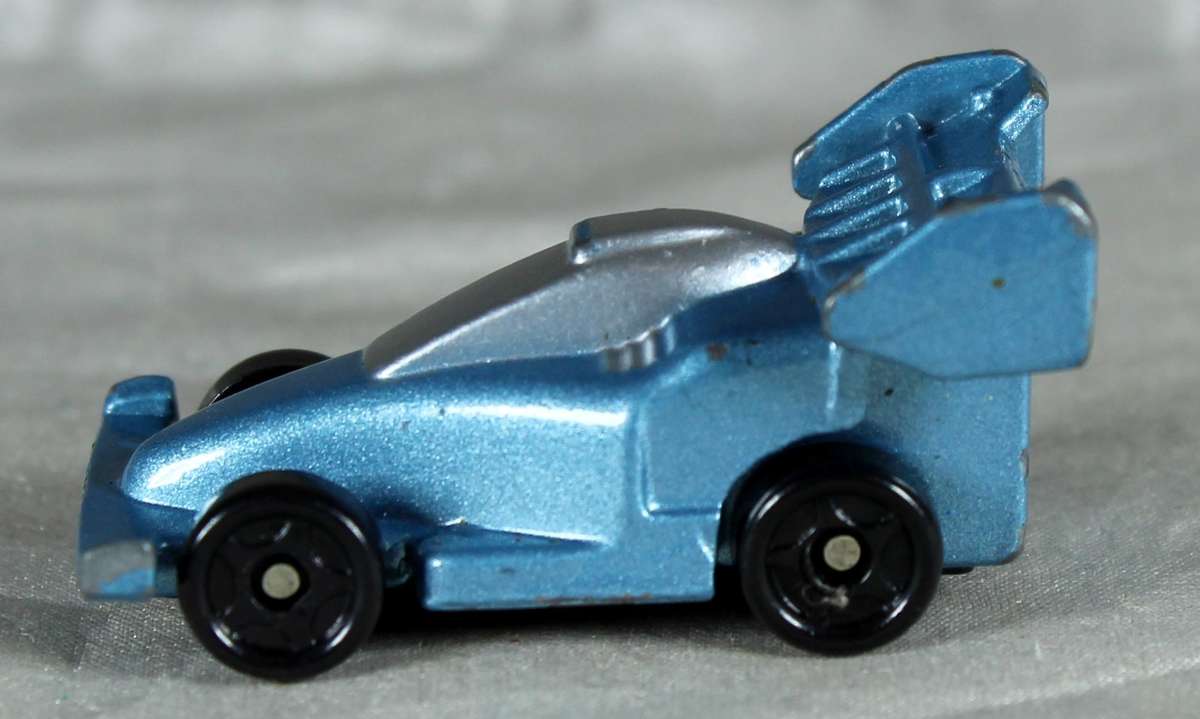 Micro metal body - blue race car