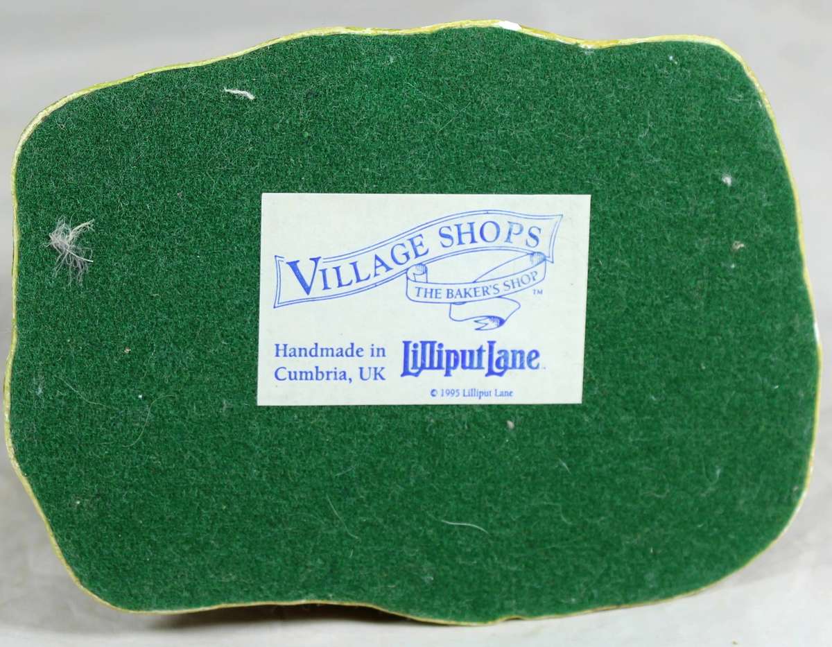 Lilliput Lane - Village Shops - Mrs C Bunn Bakery